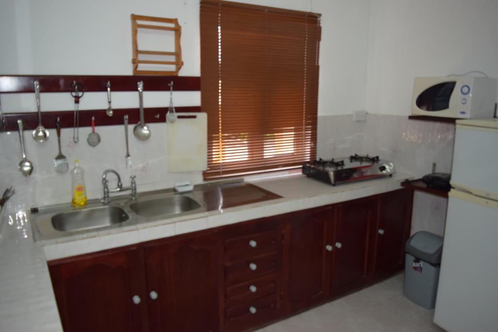 Mauri Holidays 'Budgeted Apartment' La Gaulette Ruang foto